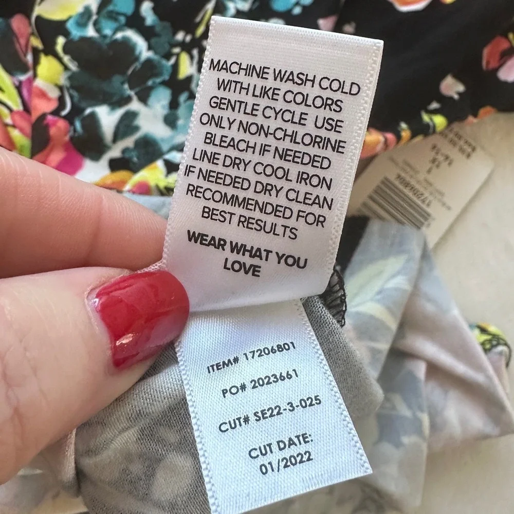 Torrid Super Soft Floral Off Shoulder Tunic Top Plus Size 1X Black Callie - Picture 12 of 12